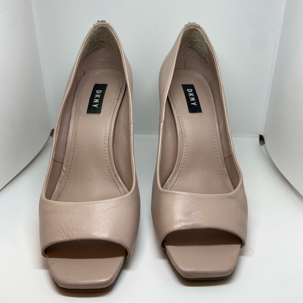 Peep toe Pumps DKNY